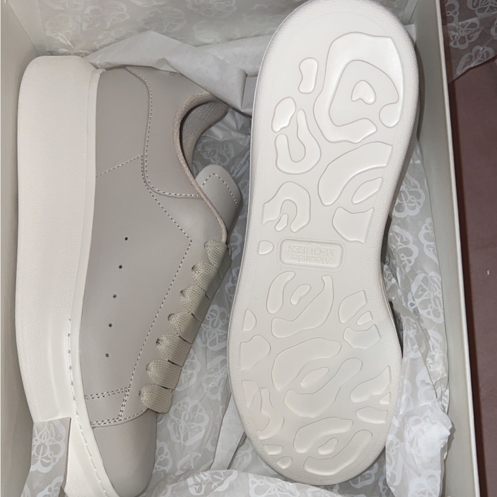 New never worn